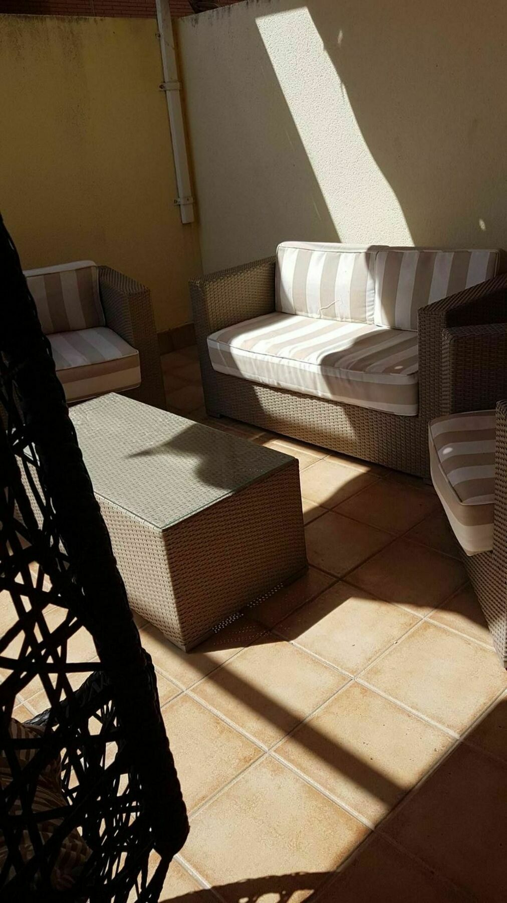 With 4 Bedrooms In Granada, With Wonderful View, Furnis *